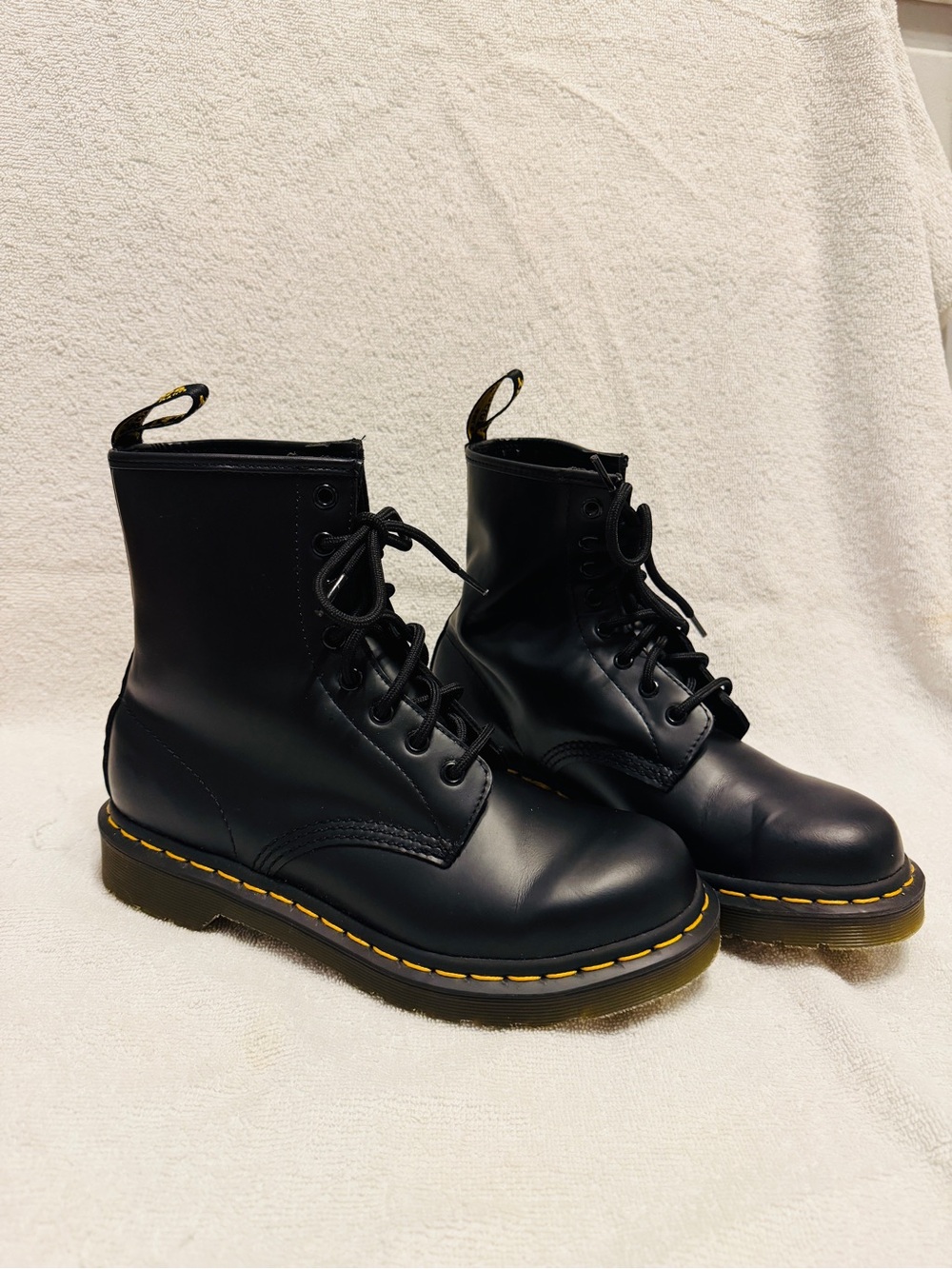 Dr. Martens 1490 Black Smooth Leather 10-Eye Boots Women’s 8 Men’s 7 EU 39